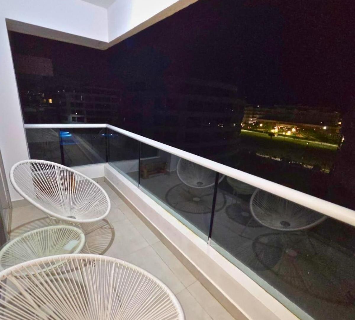 Golden Breeze Apartamento