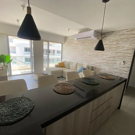 Golden Breeze Apartamento *